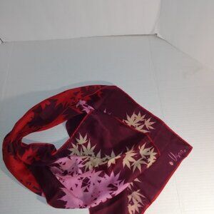 Vera Neumann: Red and pink design scarf. Measures approx. 14"x 44".